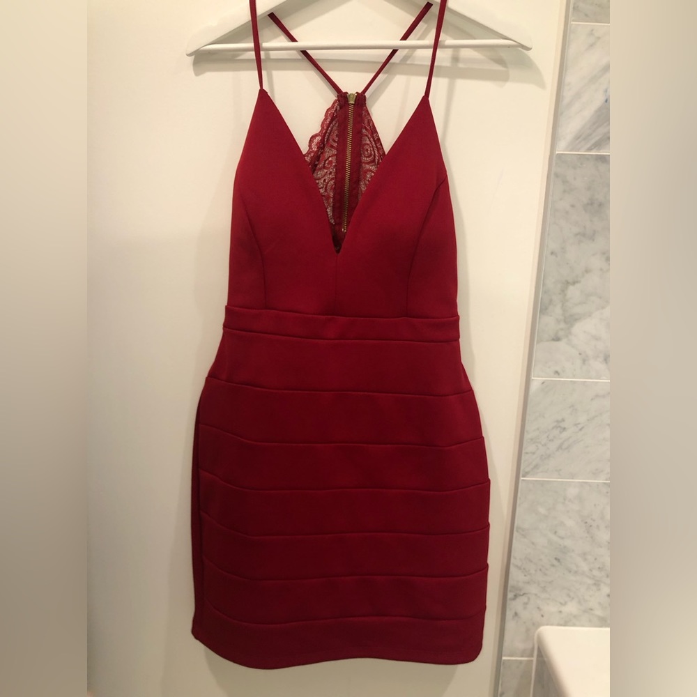 Le Château - Red Mini Dress - Lace - Size L - Picture 4 of 4